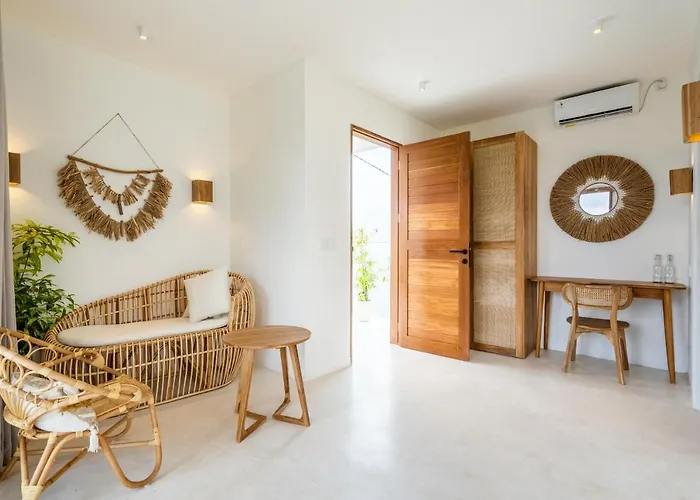Villa Tembaga By Evdekimi - An Oasis Of Elegance And Comfort *